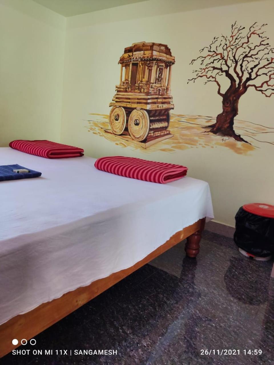 Vaibhav Home Stay ฮัมปี ห้อง รูปภาพ