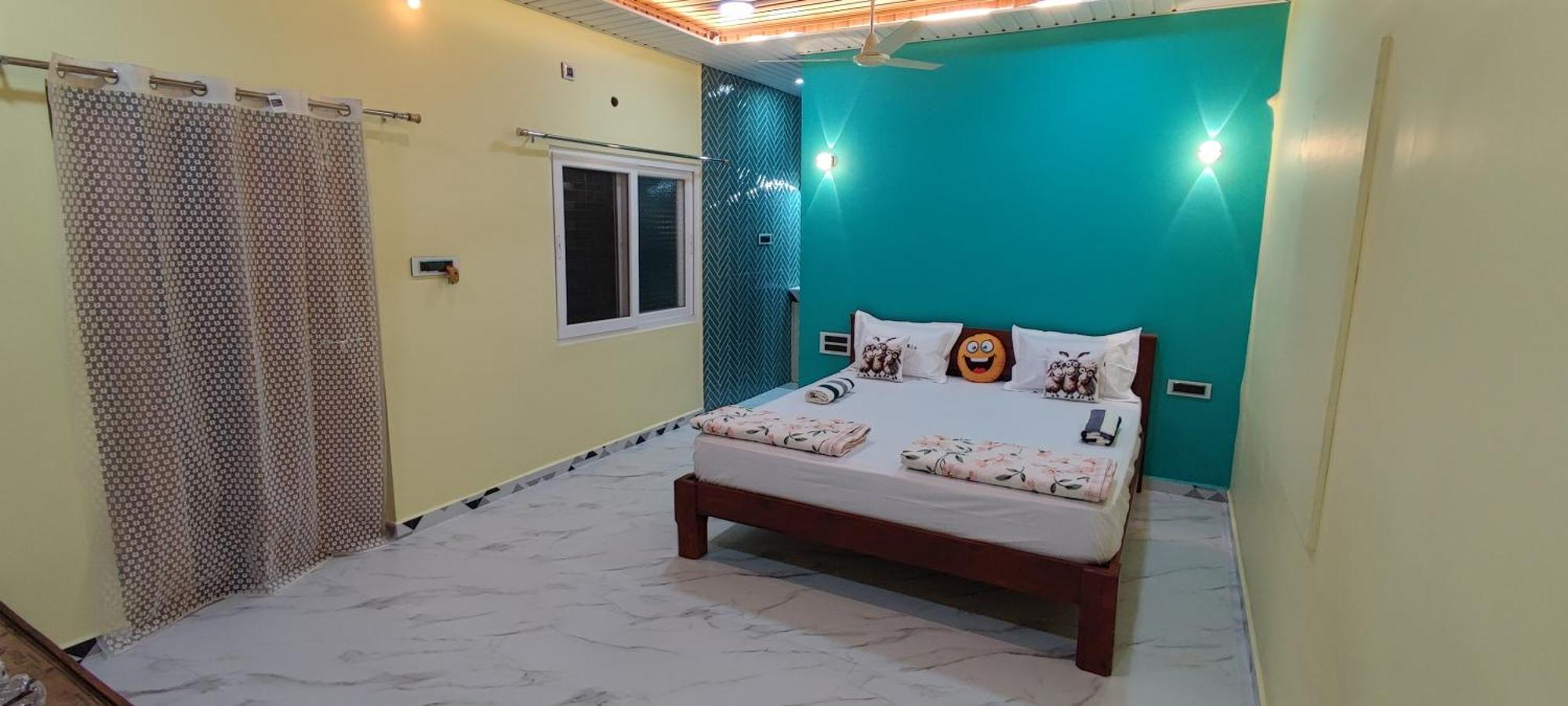 Vaibhav Home Stay ฮัมปี ภายนอก รูปภาพ